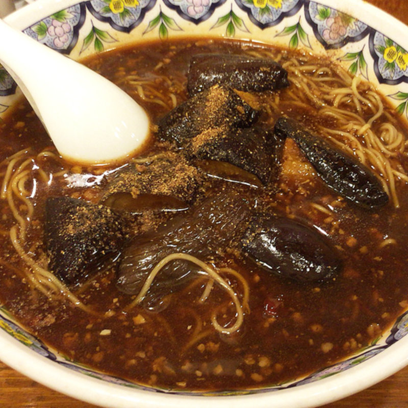麻婆茄子ラーメン(中国ラーメン揚州商人 目黒本店)