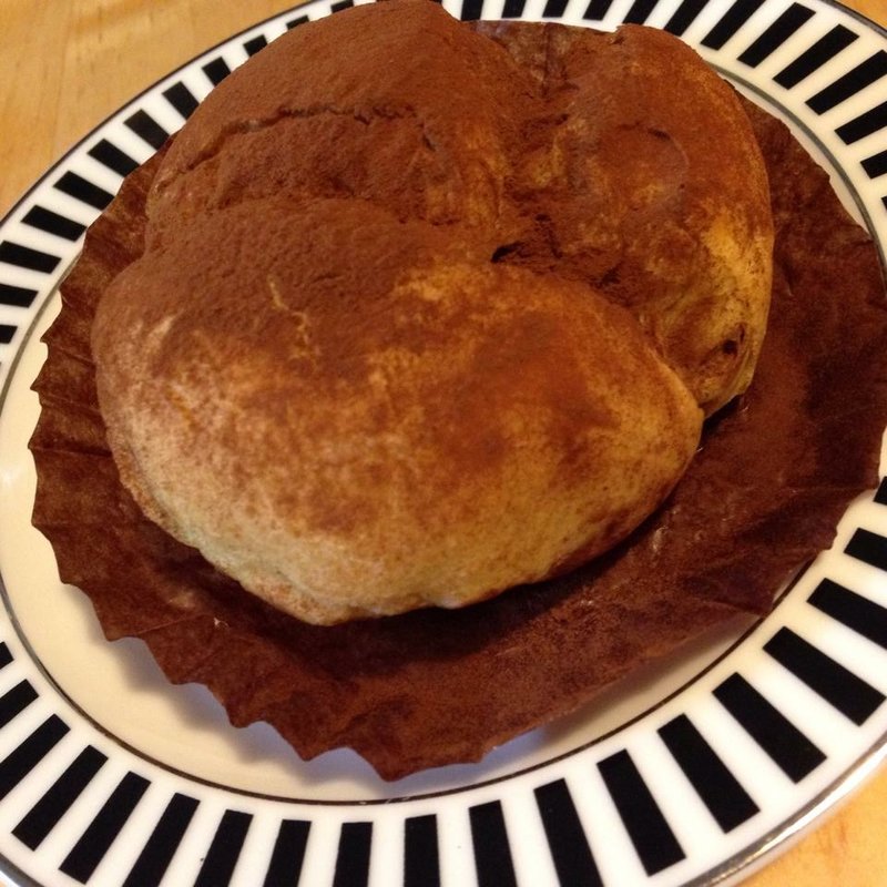 シュークリーム ミルクチョコレート(ファブリス・ジロット あべのハルカス近鉄店)