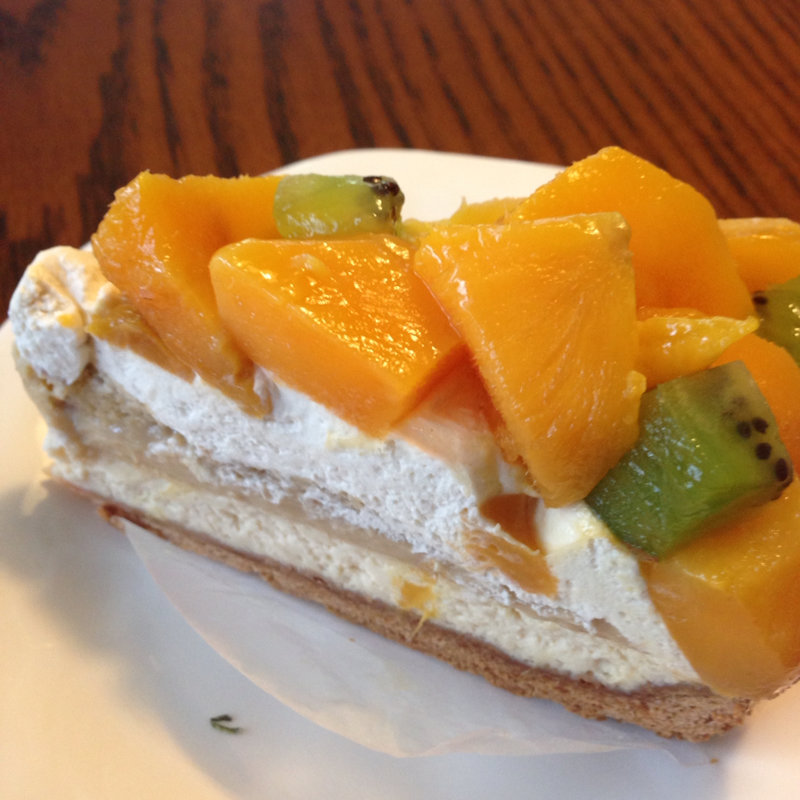 マンゴーとチーズのクラフティーパイ(STYLE'S CAKES & CO.)