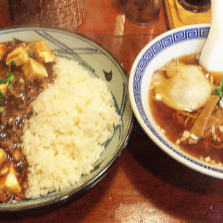 四川麻婆豆腐丼セット(えびす飯店 恵比寿店)