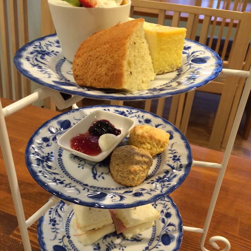 アフタヌーンティー(Teacafe Colour （ティーカフェ カラー）)