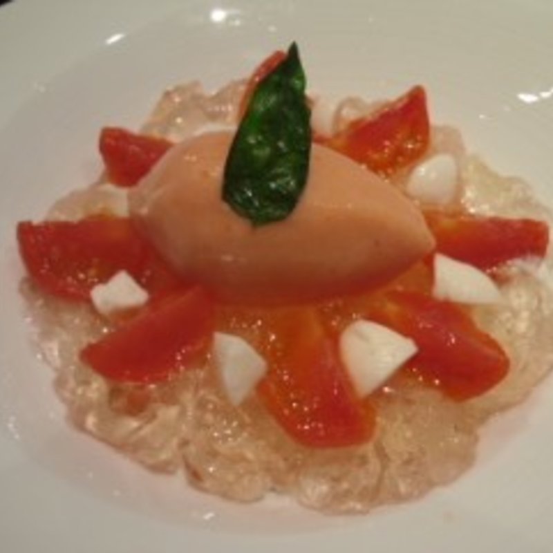 デセール・カプレーゼ(Toshi Yoroizuka Mid Town (トシ ヨロイヅカ ミッドタウン))