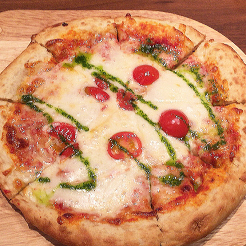 ピッツアマルゲリータ(惠比壽ビヤホール)