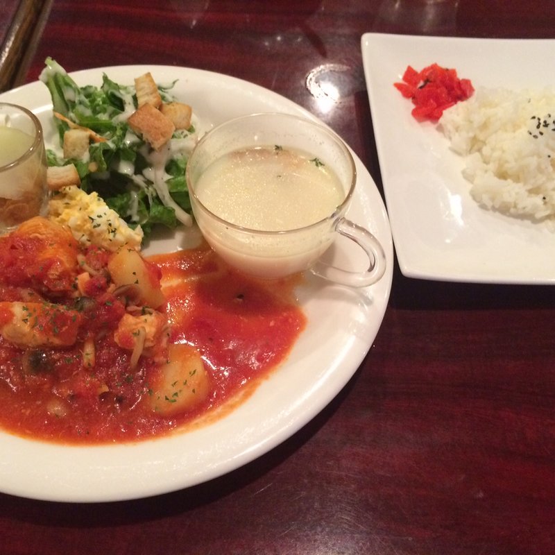 ランチ（チキンのトマト煮）(カフェレストラン人参 六甲道店)
