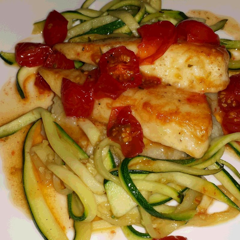 白身魚の料理(ピッツォランテ スパッカ ナポリ （Pizzo Rante Spacca Napoli）)