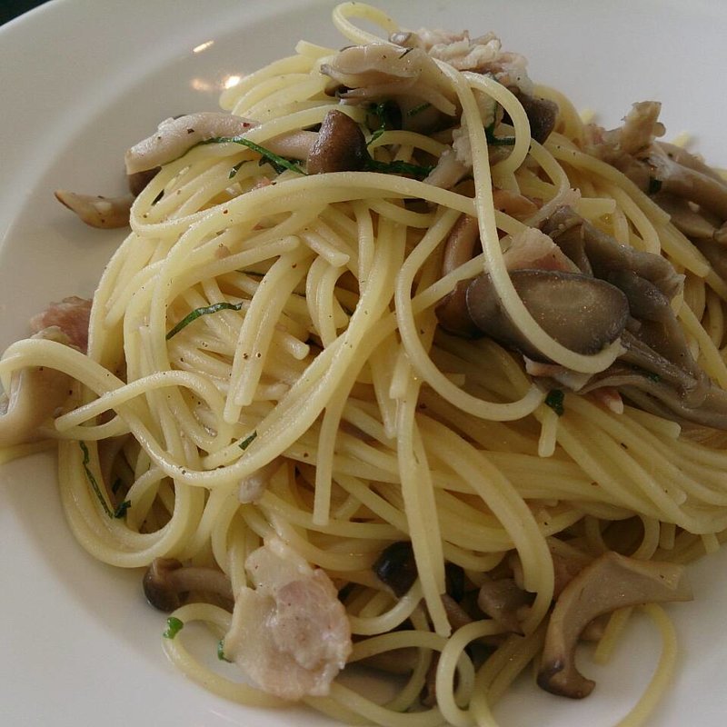 しめじとベーコンのパスタ（ランチ）(サンス コロニアルビーチ （SENS Colonial Beach）)