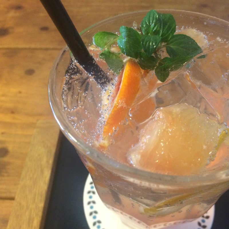 自家製シロップの炭酸水割り(手紙舎 2nd STORY)