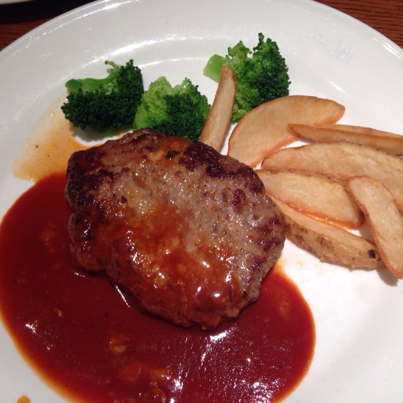 手作りハンバーグ(モナリザン)