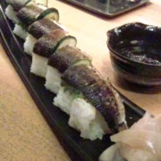 秋刀魚の棒寿司(おいしいおうどん つるとんたん BIS TOKYO)