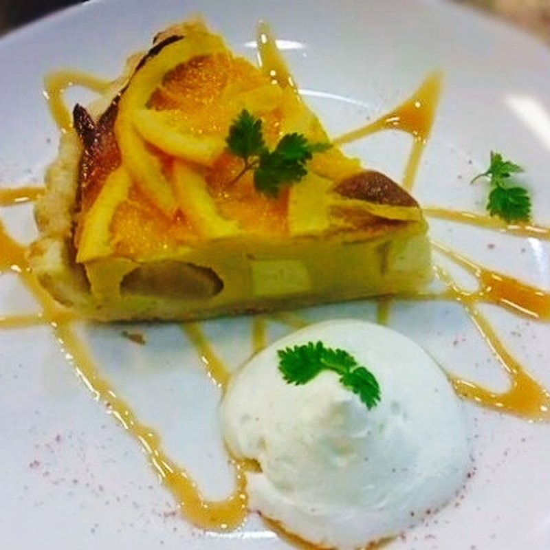 白桃とクリームチーズのオレンジタルトセット(珈琲春秋Kobe 岡本本店)