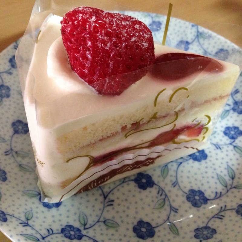 いちごのケーキ(ウィーン菓子工房 リリエンベルグ)