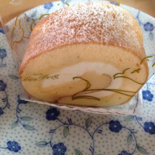 リリエンベルグのロールケーキ(ウィーン菓子工房 リリエンベルグ)