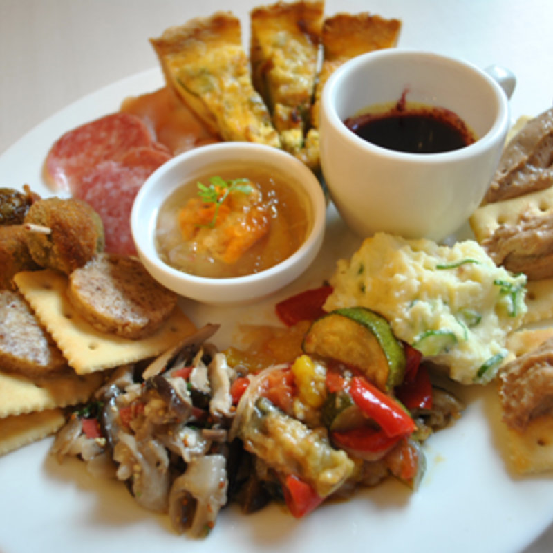 本日の前菜盛り合わせ(ワイン居酒屋 ポポンペット)