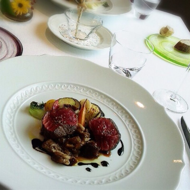 蝦夷鹿のフィレステーキ(ラ ローザ デル ヴィニェート （LA ROSA DEL VIGNETO）)