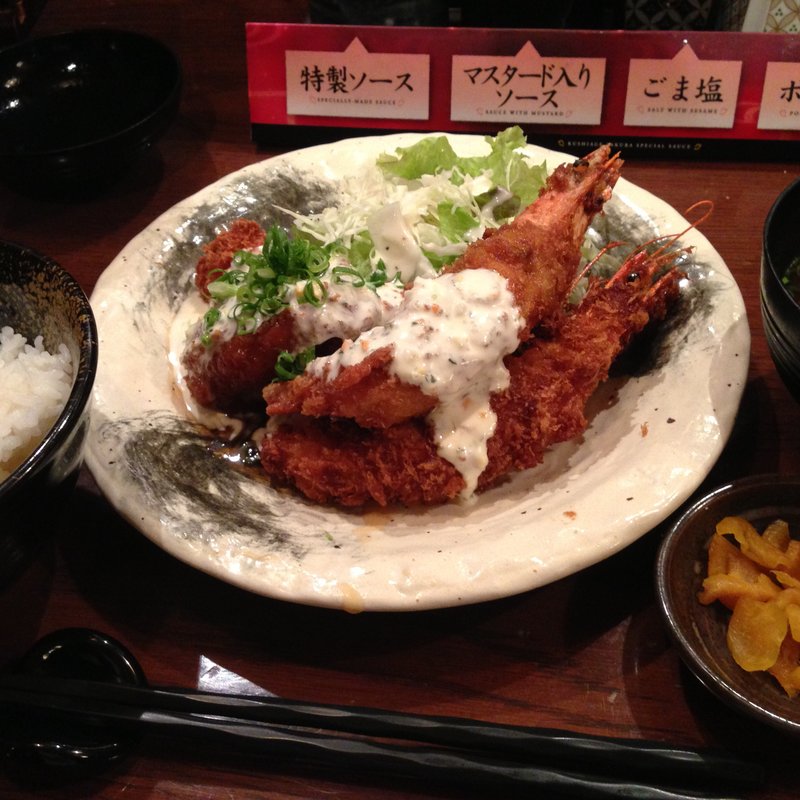 大人気！チキン南蛮と海老フライ定食(串揚げ　咲くら 大阪マルビル店 （さくら）)