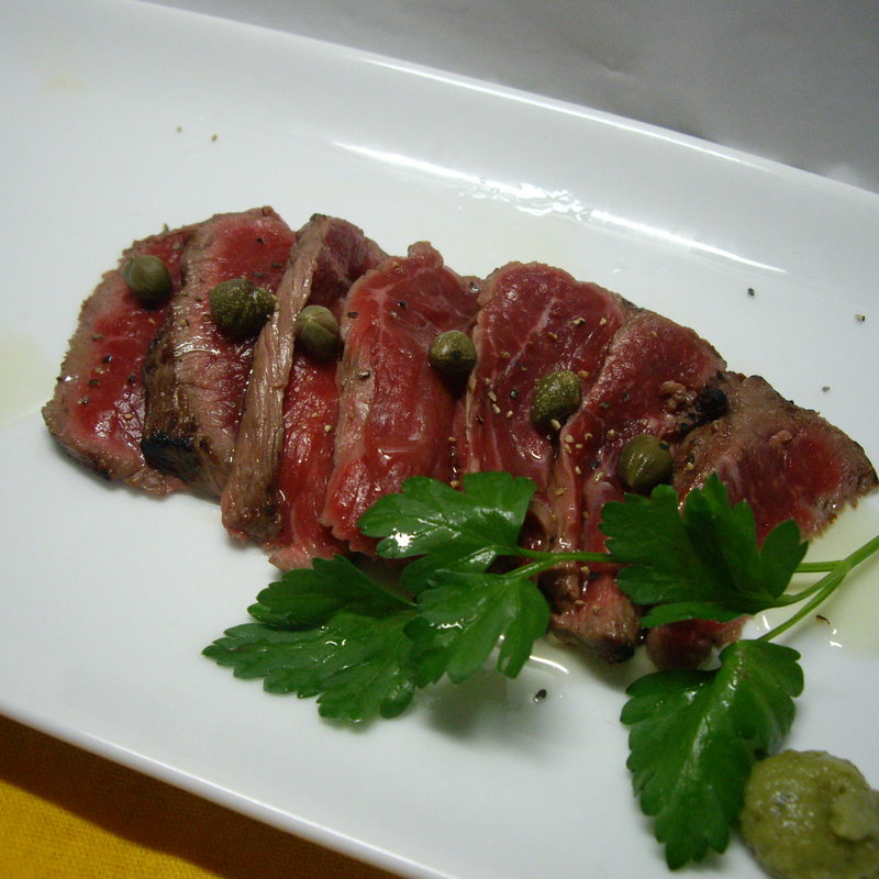 和牛たたき(南欧小皿酒場 阿佐ヶ谷ViLa)