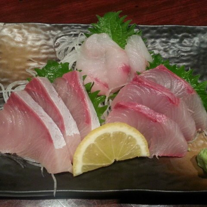 白身魚刺身三種盛(あっぱれ 新宿店)