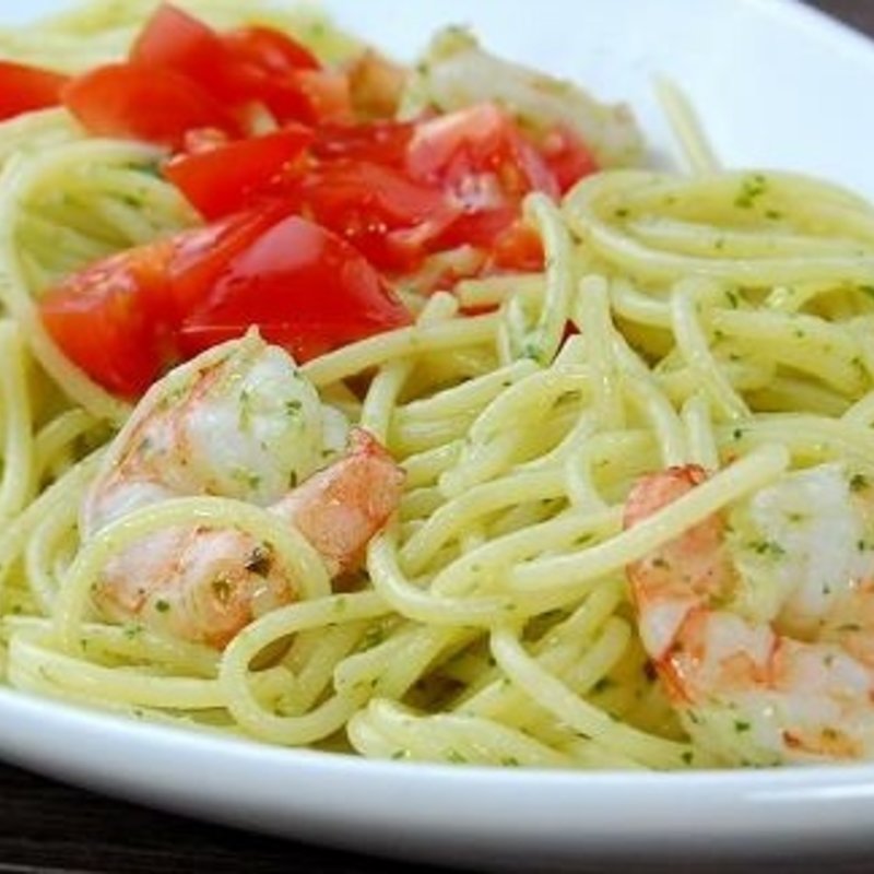 海老とトマトのジェノベーゼ(トコトコ )