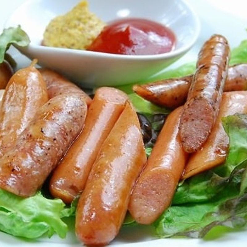 ソーセージ盛り合わせ(トコトコ )