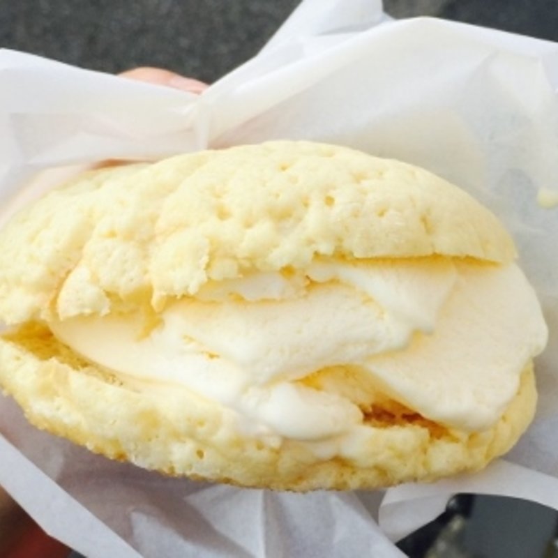 アイスメロンパン(Little Wing（リトルウイング）)