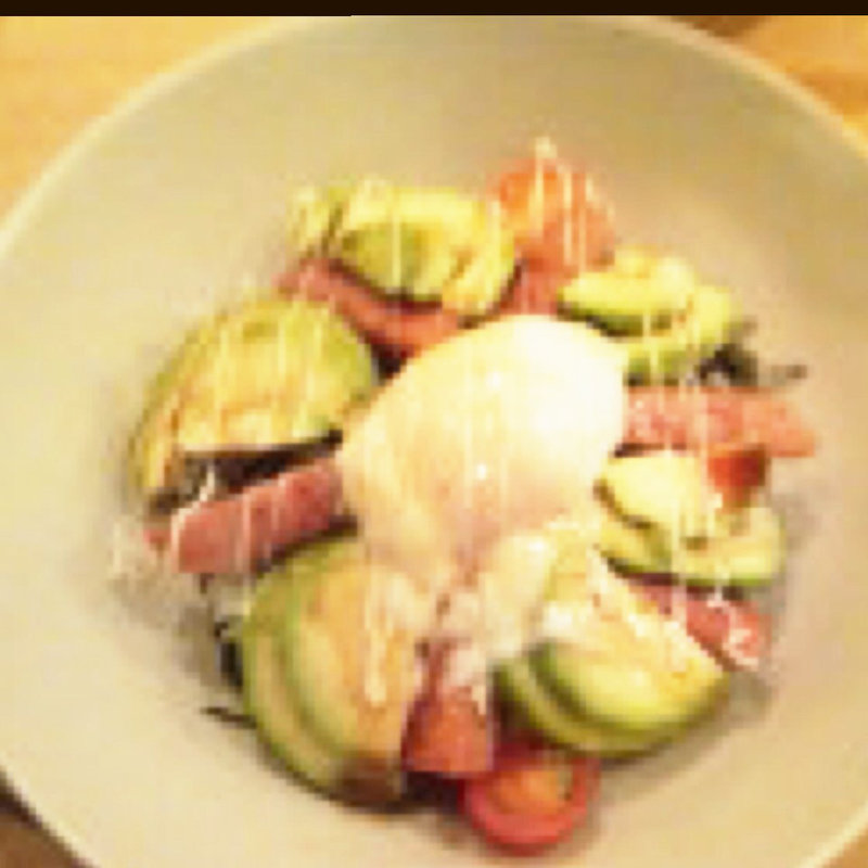 スパム丼(アボカフェ)