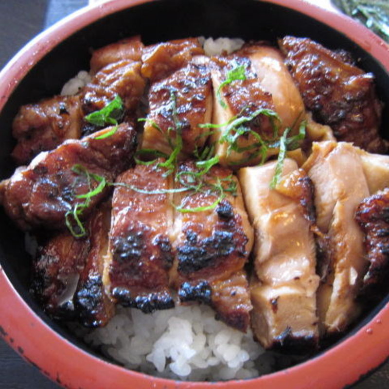 鶏のひつまぶし(さつま鶏丸 海浜幕張店)