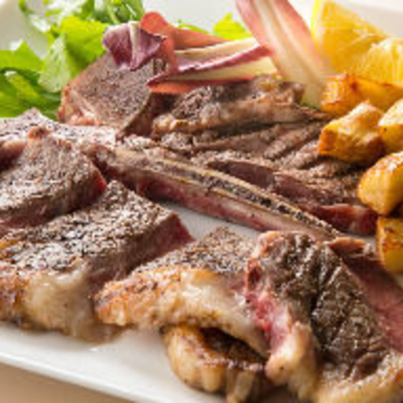 Tボーンのグリル(ラ・アーニー・マリス)