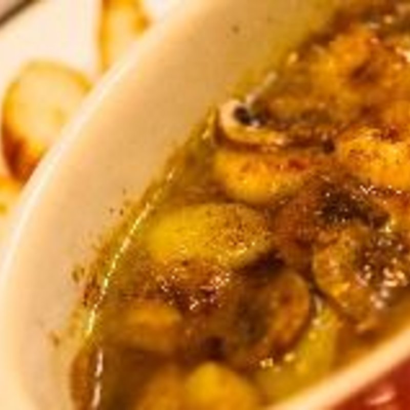 海老とマッシュルームのアヒージョ(生ハム食べ放題のお店イタリアンバルCafeMiele)