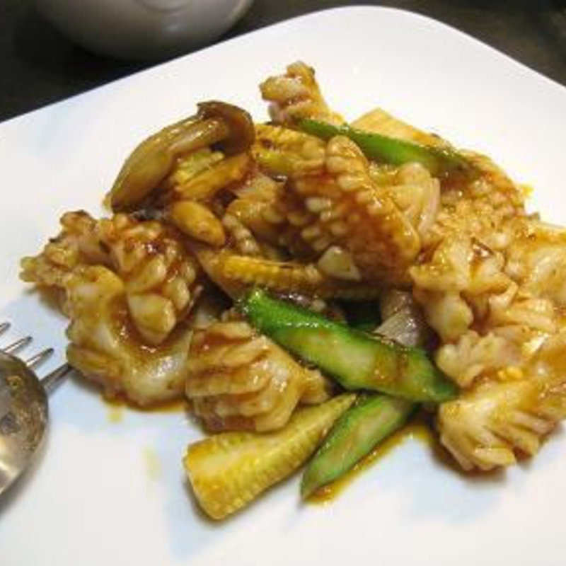 アオリイカの豆板醤炒め(四川料理 星都 （シセンリョウリ セイト）)