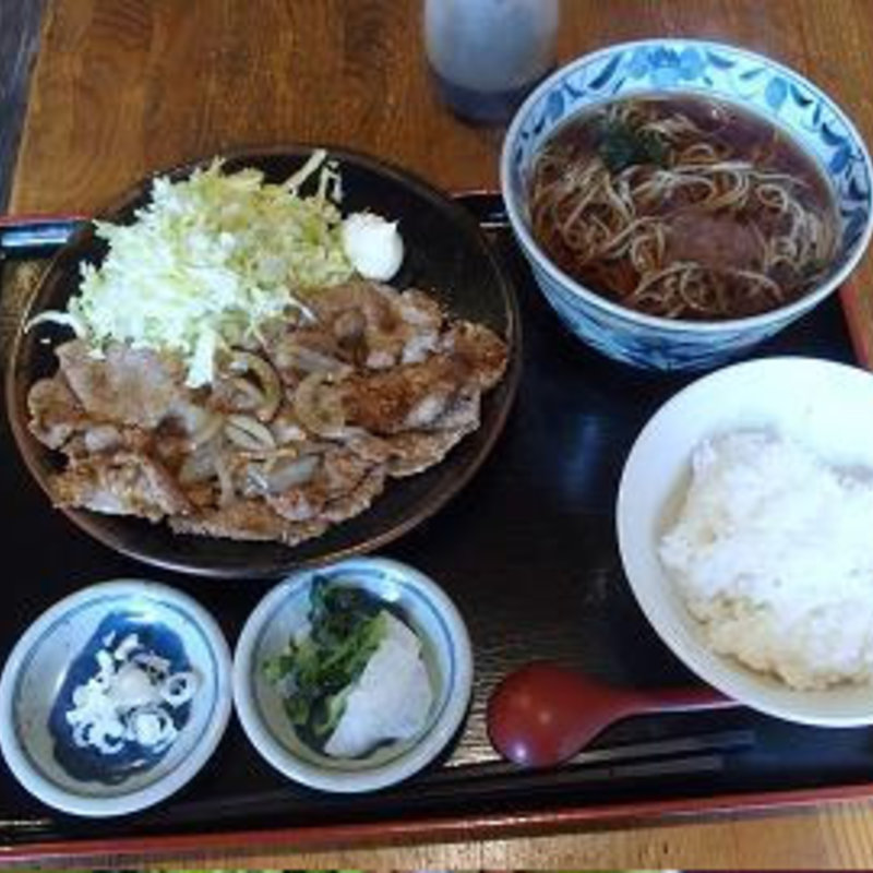 豚肉の生姜焼と半そばセット(そば切り佳人)