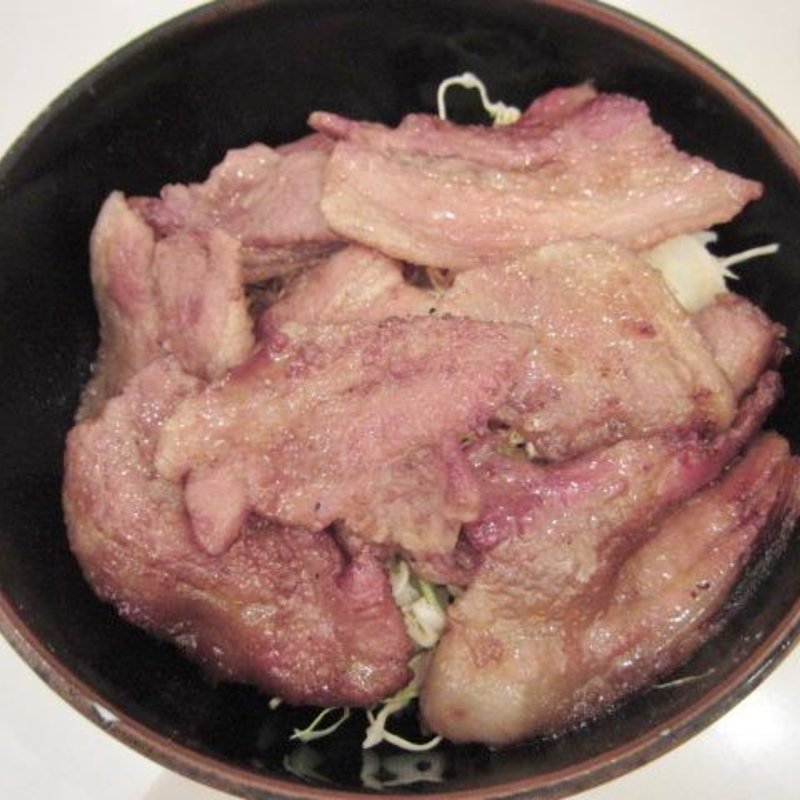豚肉てりやき丼(とんかつたちばな )