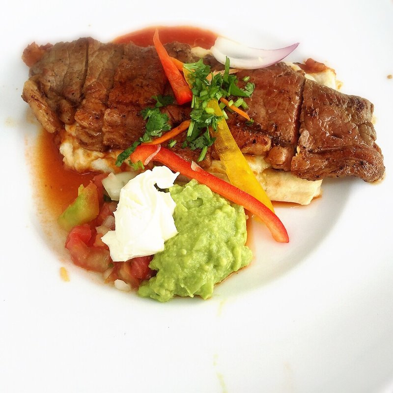 牛肉のブリトー(ラ・コリナ （La Colina）)