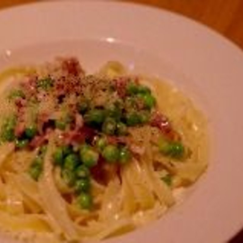 プロシュートとグリーンピースのリングリネ(生ハム食べ放題のお店イタリアンバルCafeMiele)