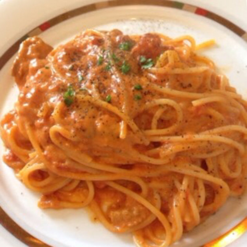 ウニとトマトのパスタ(ヴェッキオアルベロ （VecchioAlbero）)