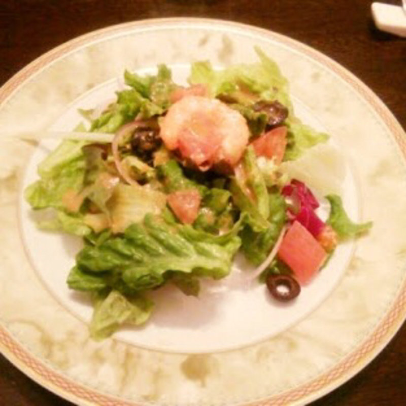 シーザーサラダ(ヴェッキオアルベロ （VecchioAlbero）)