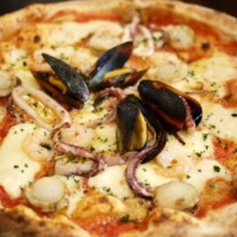 シーフードピザ(ヴェッキオアルベロ （VecchioAlbero）)