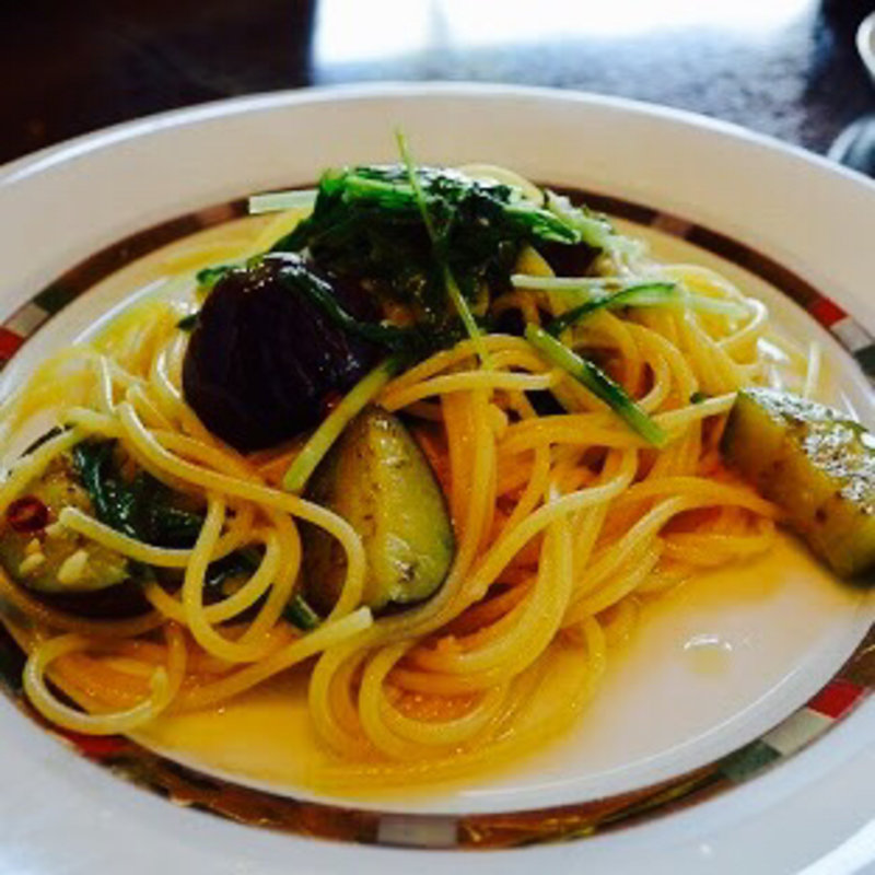 緑野菜のパスタ(ヴェッキオアルベロ （VecchioAlbero）)