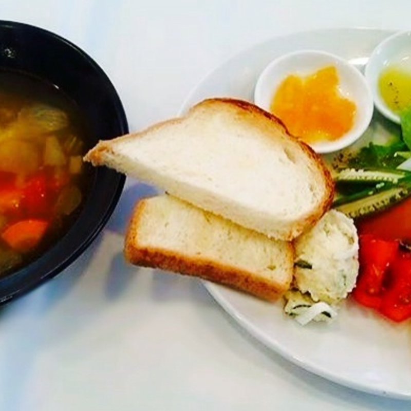 ベニマンの昼食(フルーツショップ フルーツパーラー ベニマン)