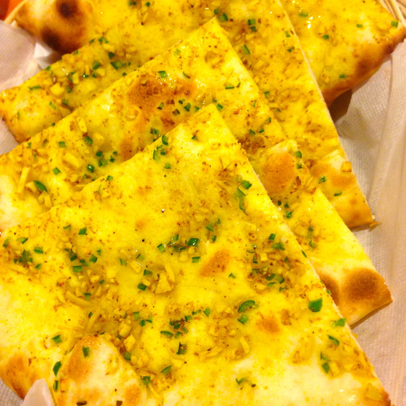 ガーリックナン(ナラエニ)