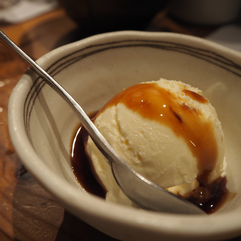 ヤマト醤油のアイス(魚旬 浜松町店)