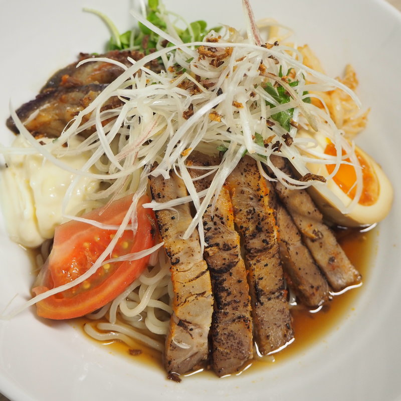 大葉とみょうがの炙り肉冷し中華(恵比寿大龍軒)