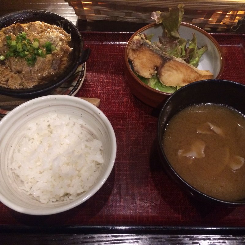 ランチ牛すじ煮込み(うしのほね あなざ )