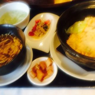 ふかひれ風味スープとレタスチャーハン(天厨菜館 渋谷店 （テンツウサイカン）)