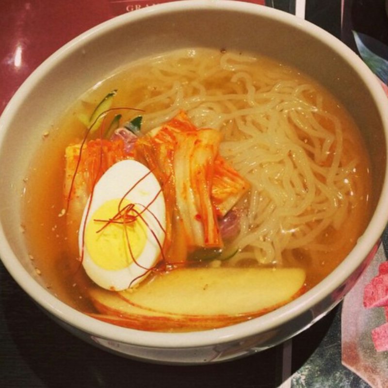 冷麺(焼肉と精肉のひら山 )