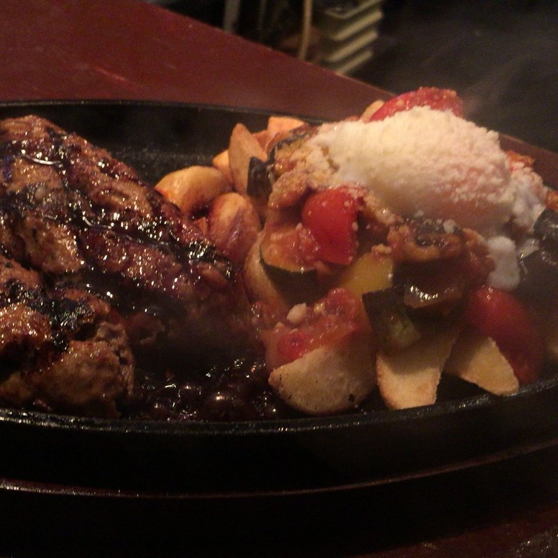 富士屋グリルハンバーグ(富士屋本店グリルバー)