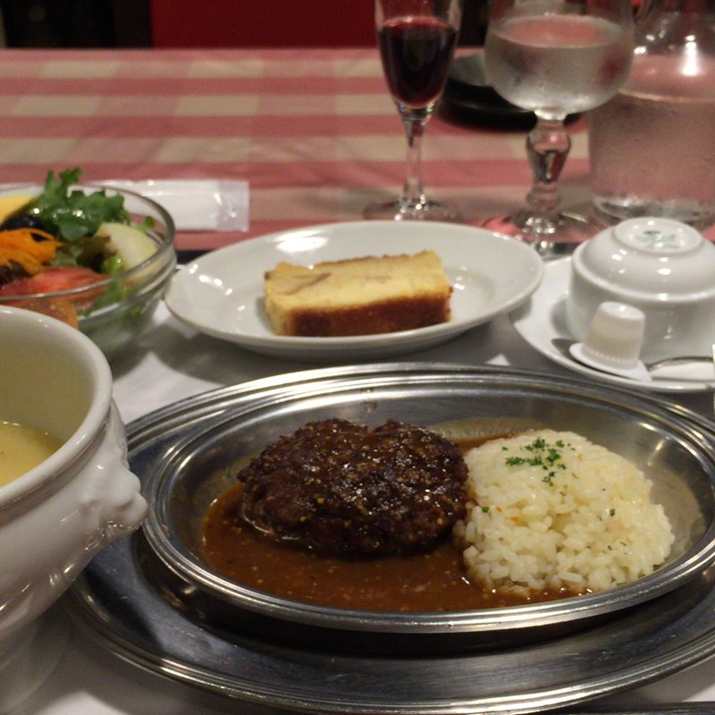 ワンプレートランチセット（フランス風牛肉のハンバーグ粒マスタードのソース）(クレッソニエール)