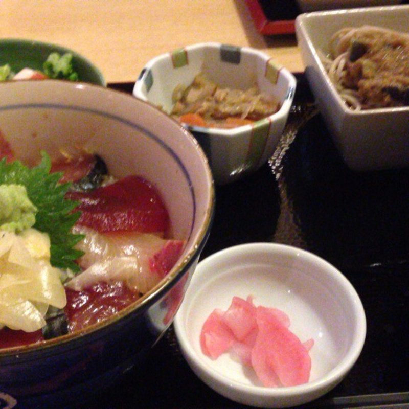 日替り丼(旬味亭 満 （しゅんみてい・まん）)