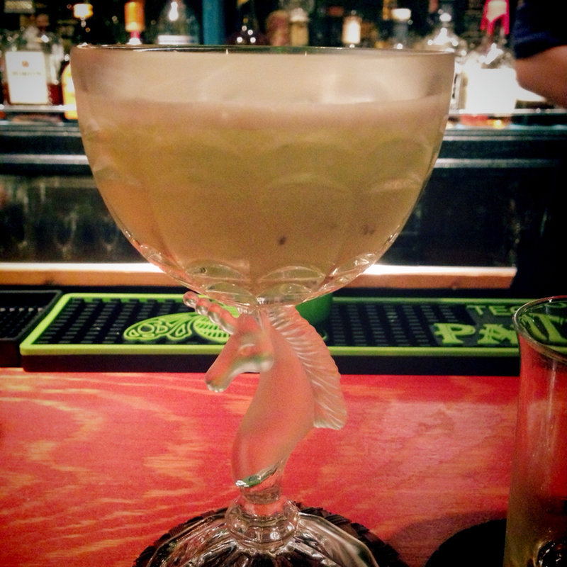 フレッシュキウイのカクテル(SPIRITS BAR Sunface SHINJUKU)