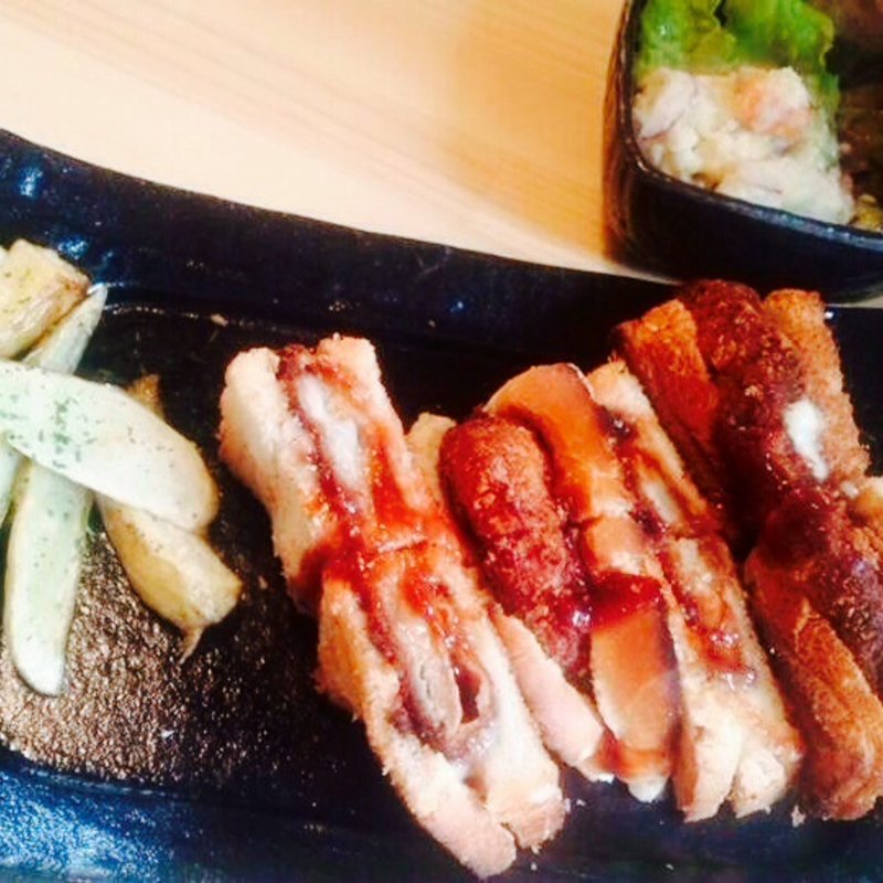 コロッケサンド(菜々カフェ 神戸市北区)