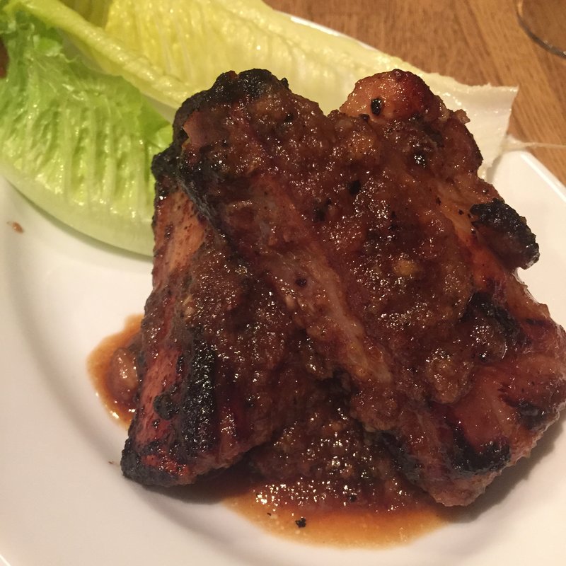 仔羊肉のコーリャン風スペアリブ(キハチ 青山本店)